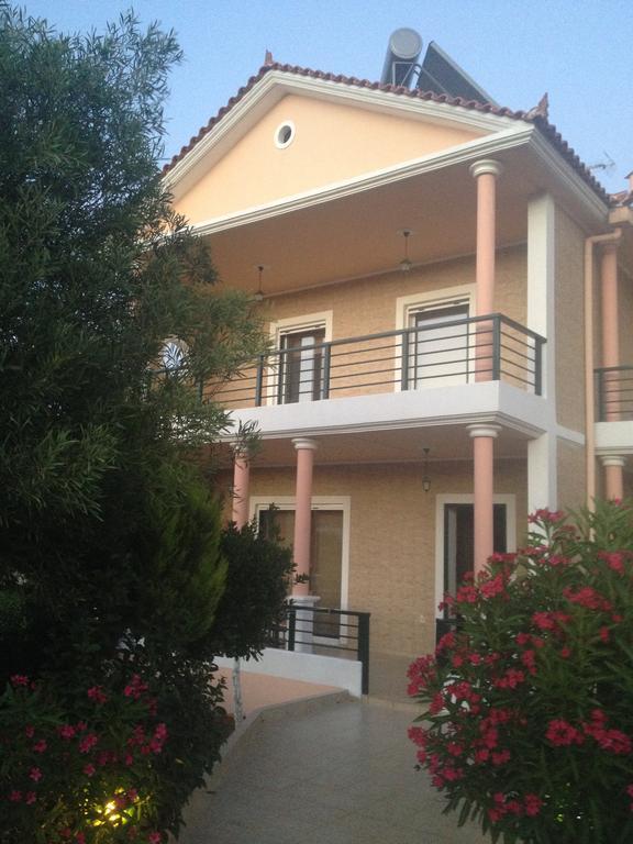 Yírion Niso Villas מראה חיצוני תמונה
